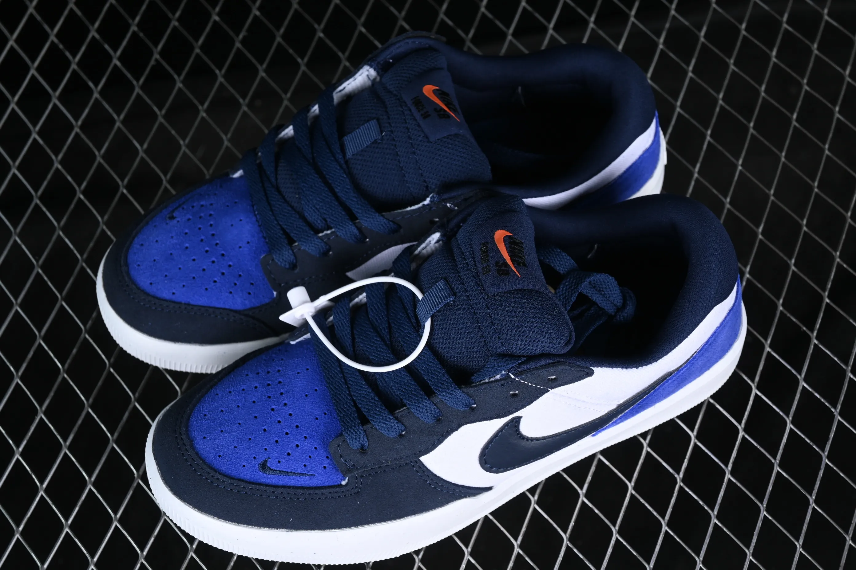 All categories Nk SB Dunk series Nk Force 58 simplified skateboard shoes Nk SB Force 58 Nike simplified retro skateboard shoes DV5477-400